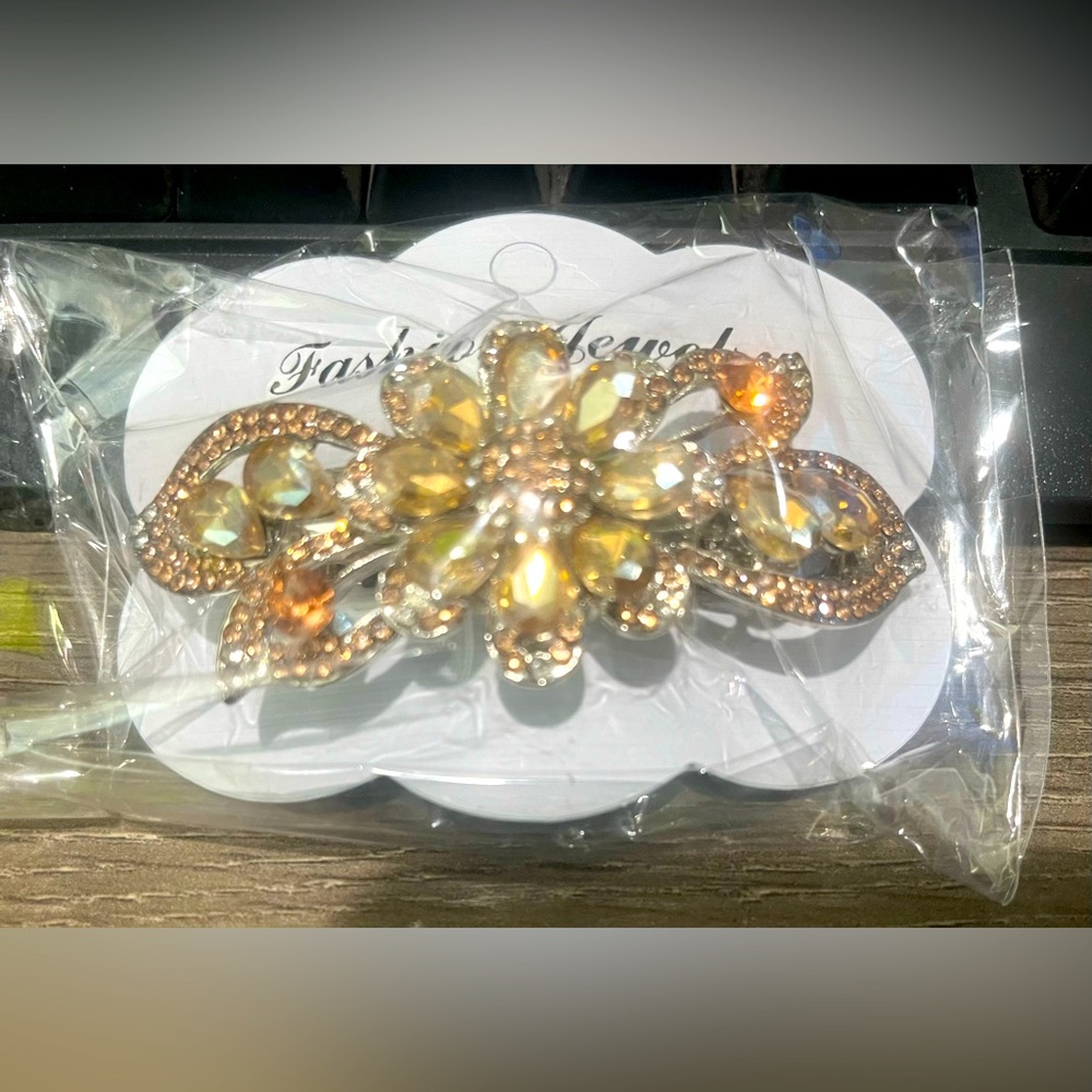 Elegant Crystal Diamond Flower Hair Clips